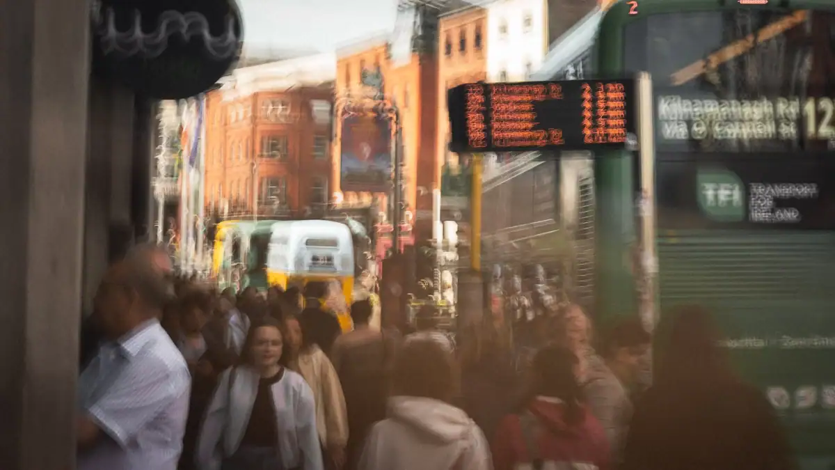 Motion blur photo taken in one of Dublin’s busiest tourist areas near Temple Bar. The image captures the chaos of crowds, bright city lights, and shoulder-to-shoulder foot traffic—showing how alive and hectic the streets can get.